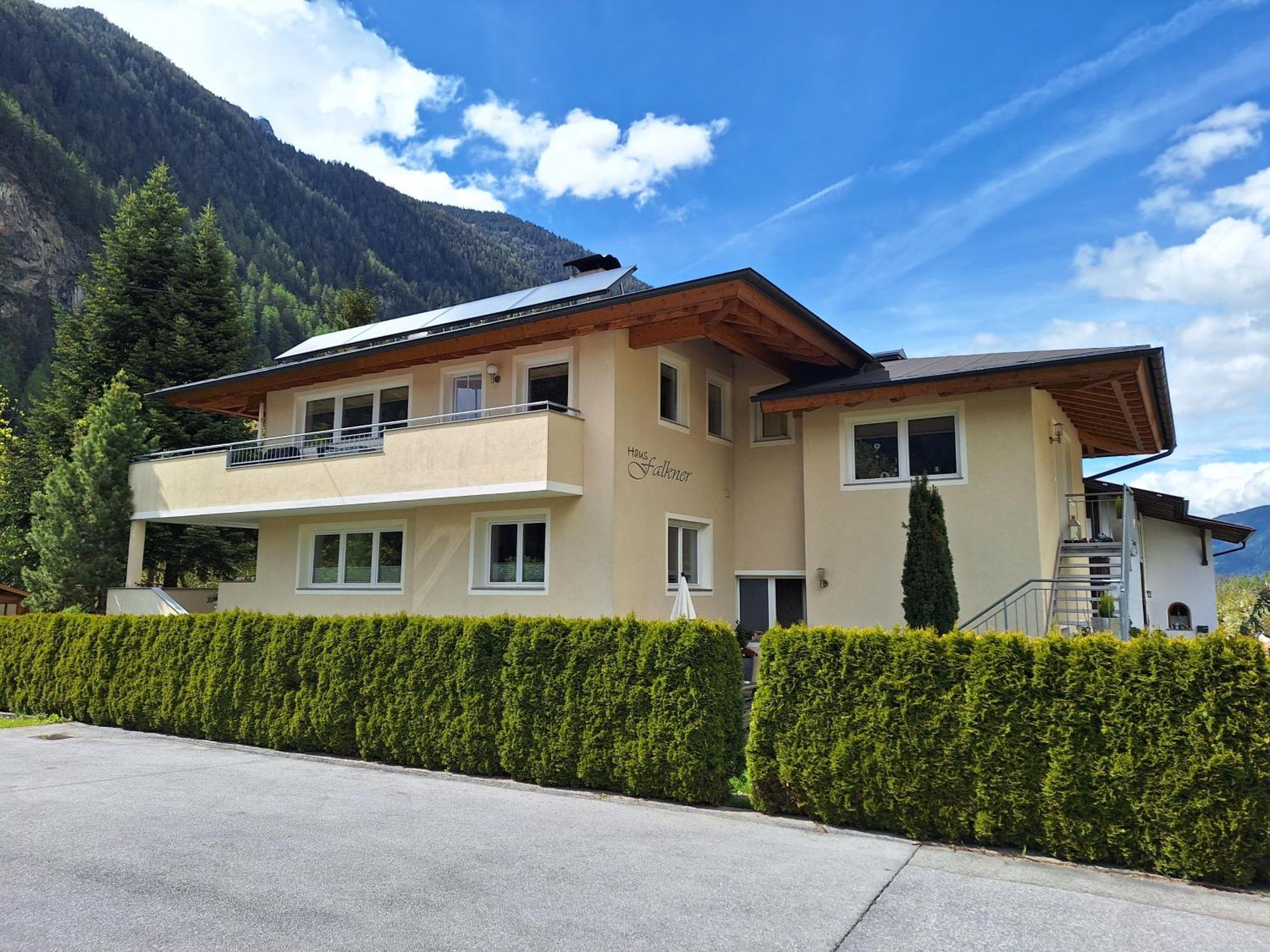 Haus Falkner Barbara Umhausen Dış mekan fotoğraf
